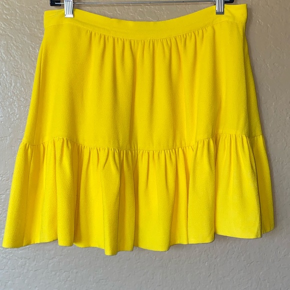 Bright yellow ruffle wrap skirt - Picture 2 of 5